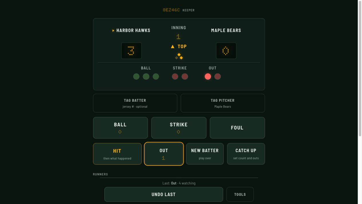 ScoreGlance keeper controls for the fictional Harbor Hawks versus Maple Bears game.
